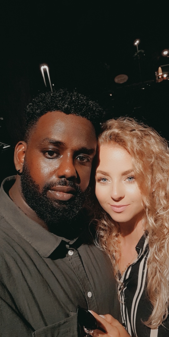 Million und Samira