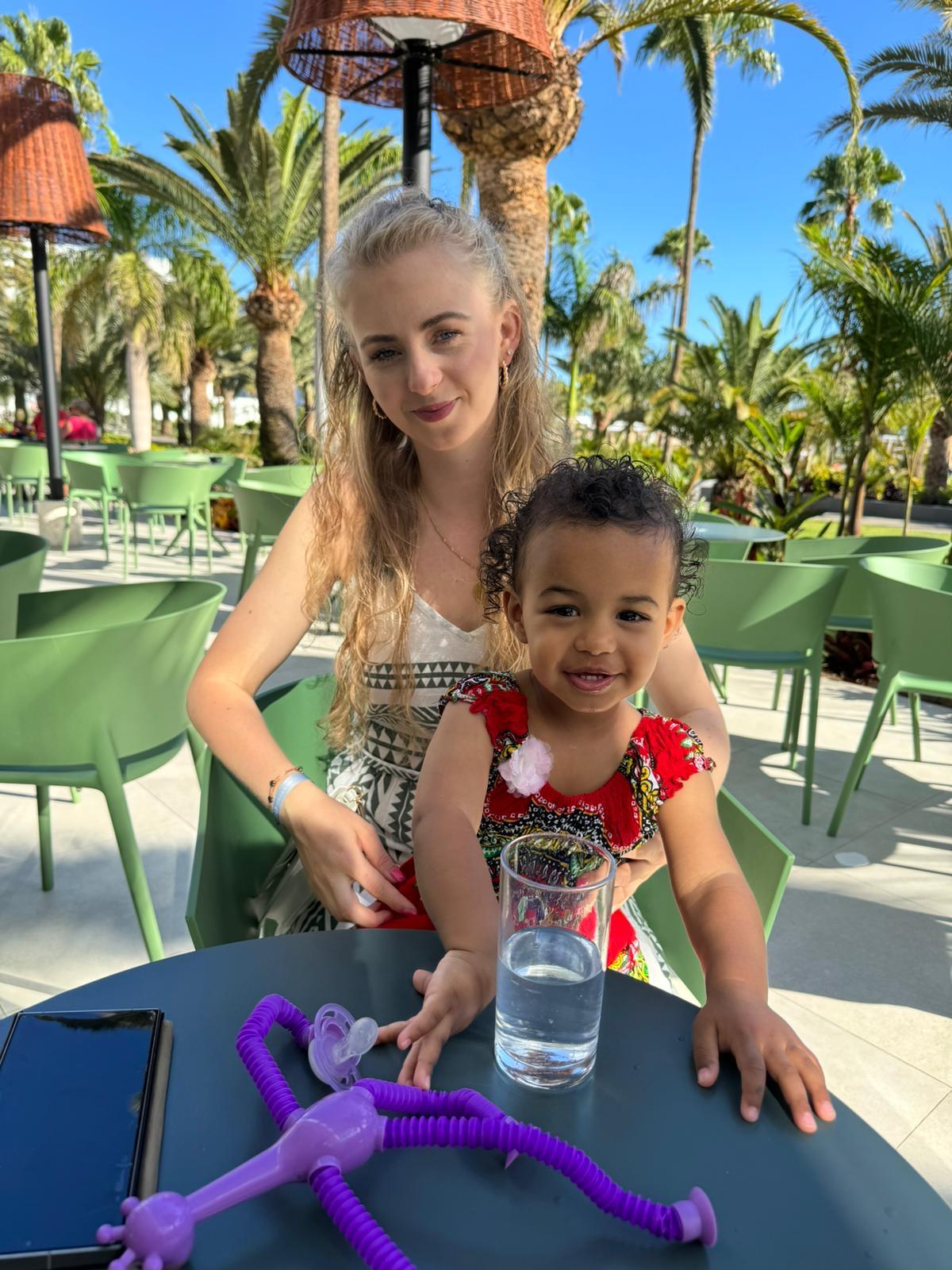 Mama und Tochter